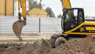 Выкопать яму экскаватором в Магнитогорске от 942 руб. - 2Землекопа-Мгн 